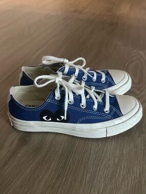 Comme des Garcons PLAY Converse